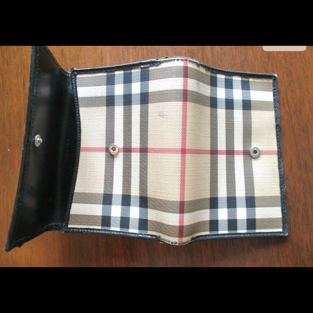 Burberry bifold wallet made in Italy - Picture 3 of 10